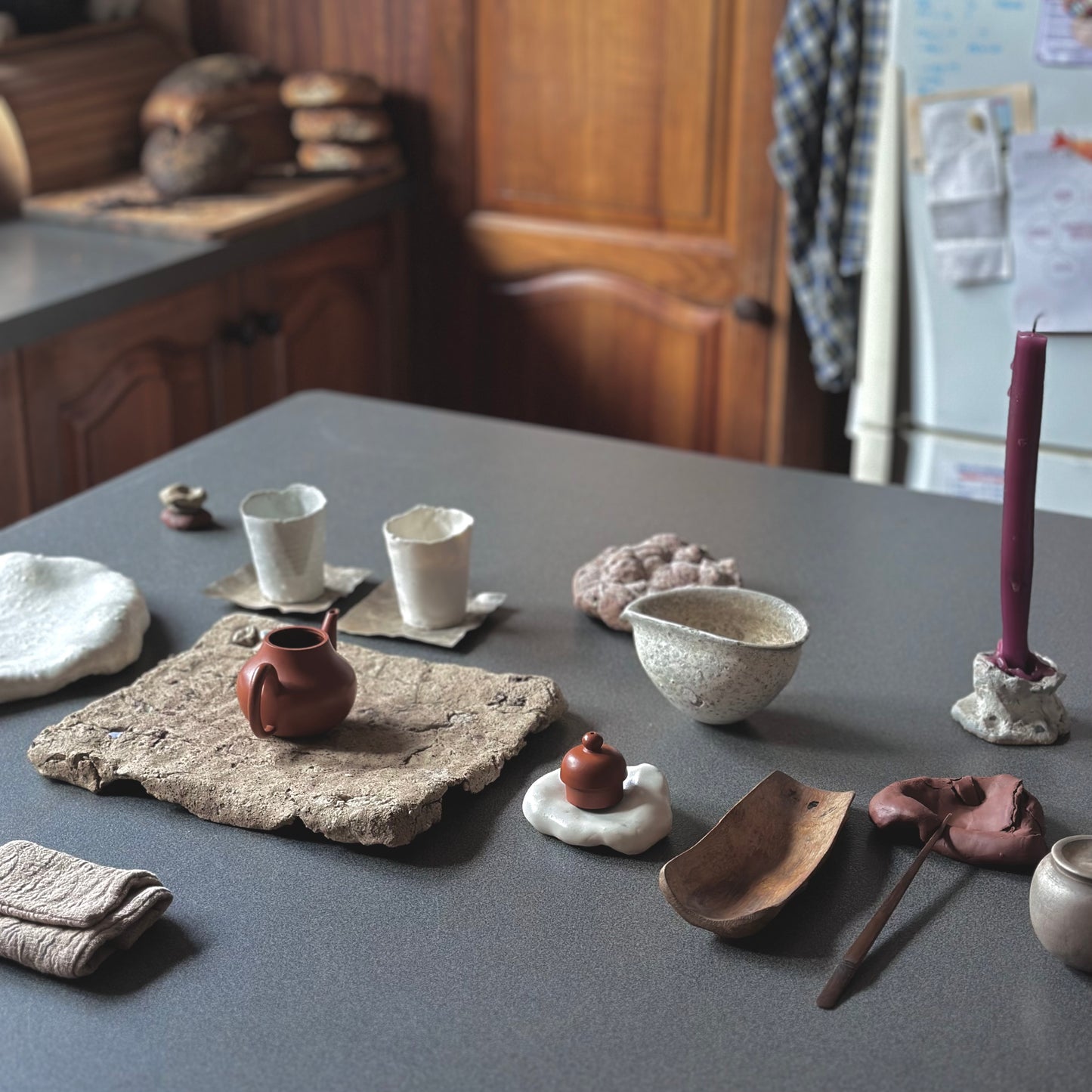 茶撥的沙髮 A sofa for tea spoon